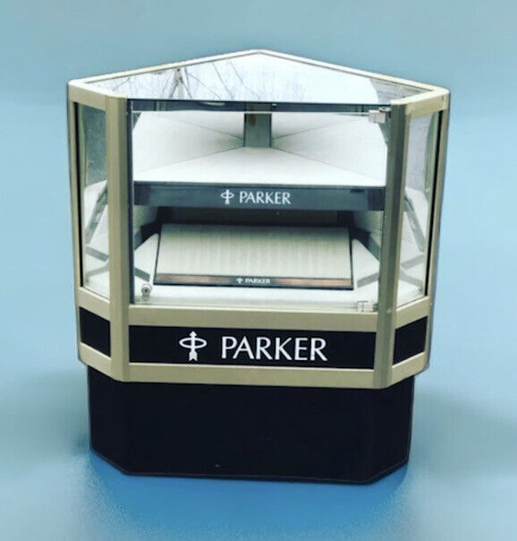 Parker display store cabinet