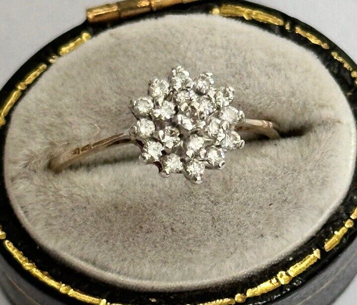 Vintage 9ct Yellow Gold Cubic Zirconia Cluster Ring