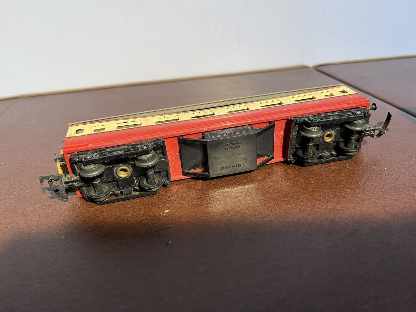 00 Gauge Train