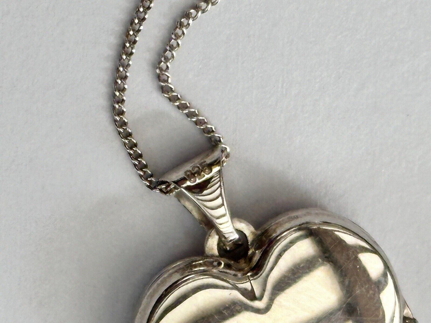 Viintage Silver 925 Mum With Rose Locket Necklace