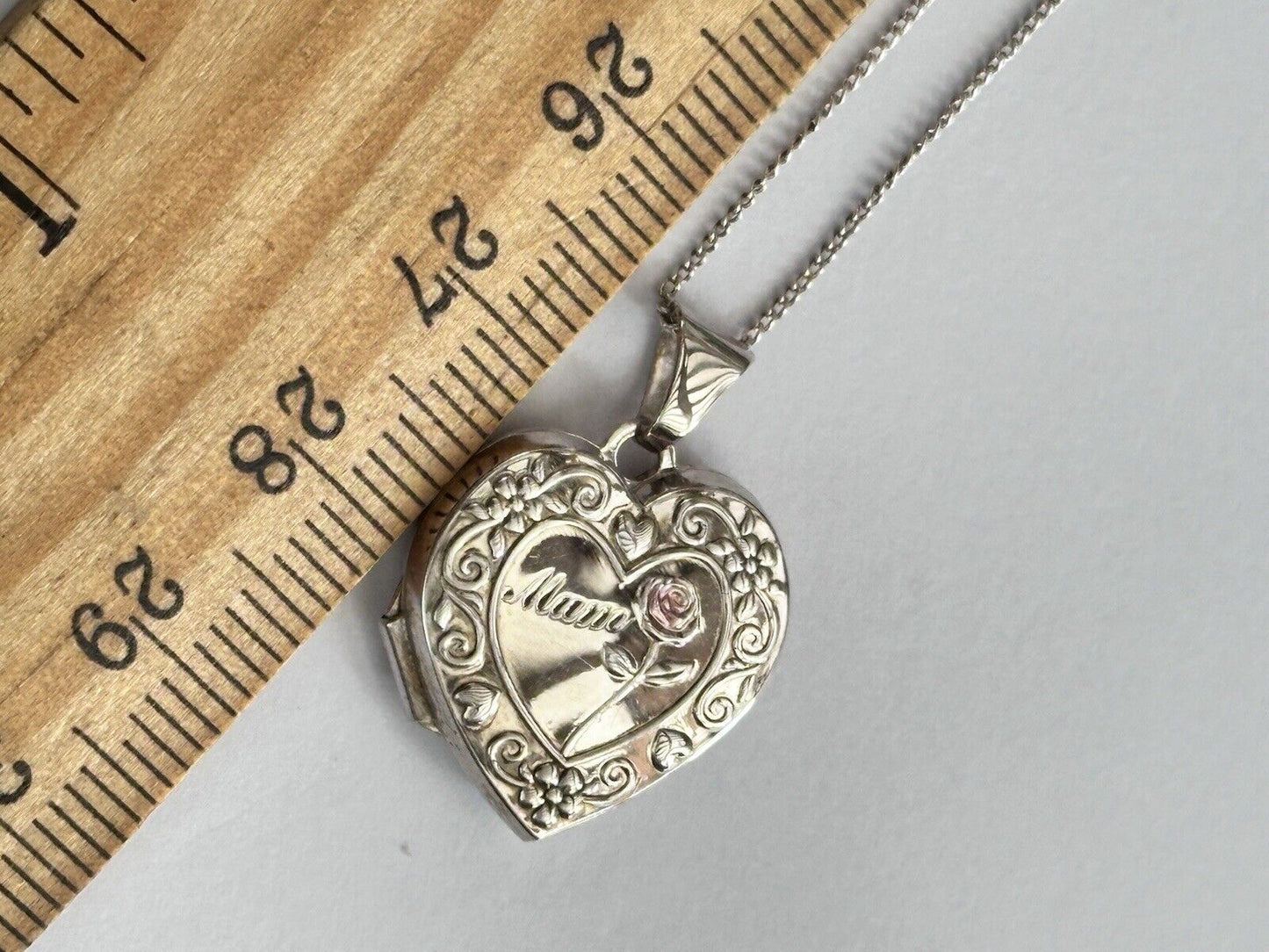 Viintage Silver 925 Mum With Rose Locket Necklace