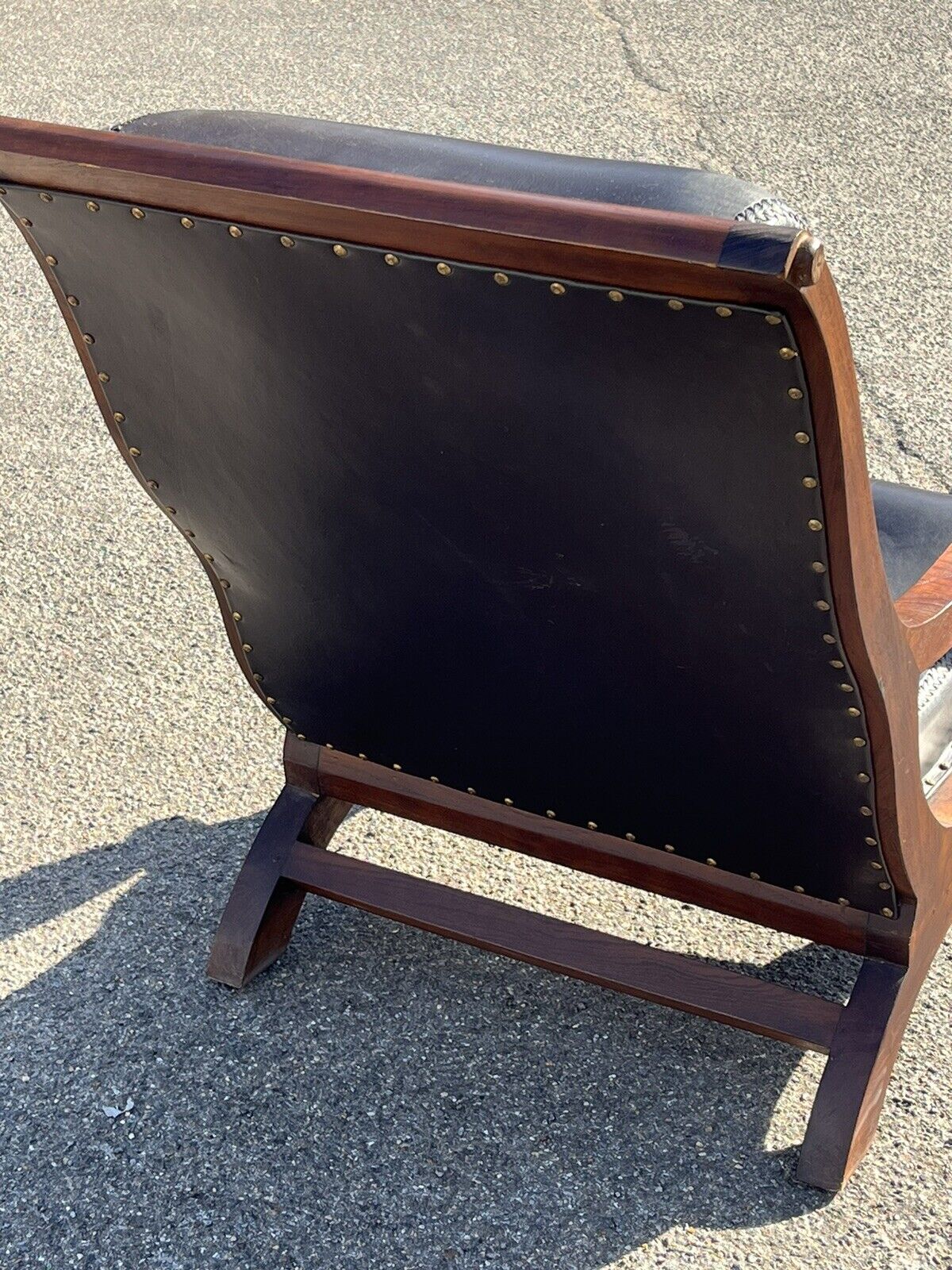 Brown Leather Armchair, Superb Quality, Very Well Made Piece Of Furniture.