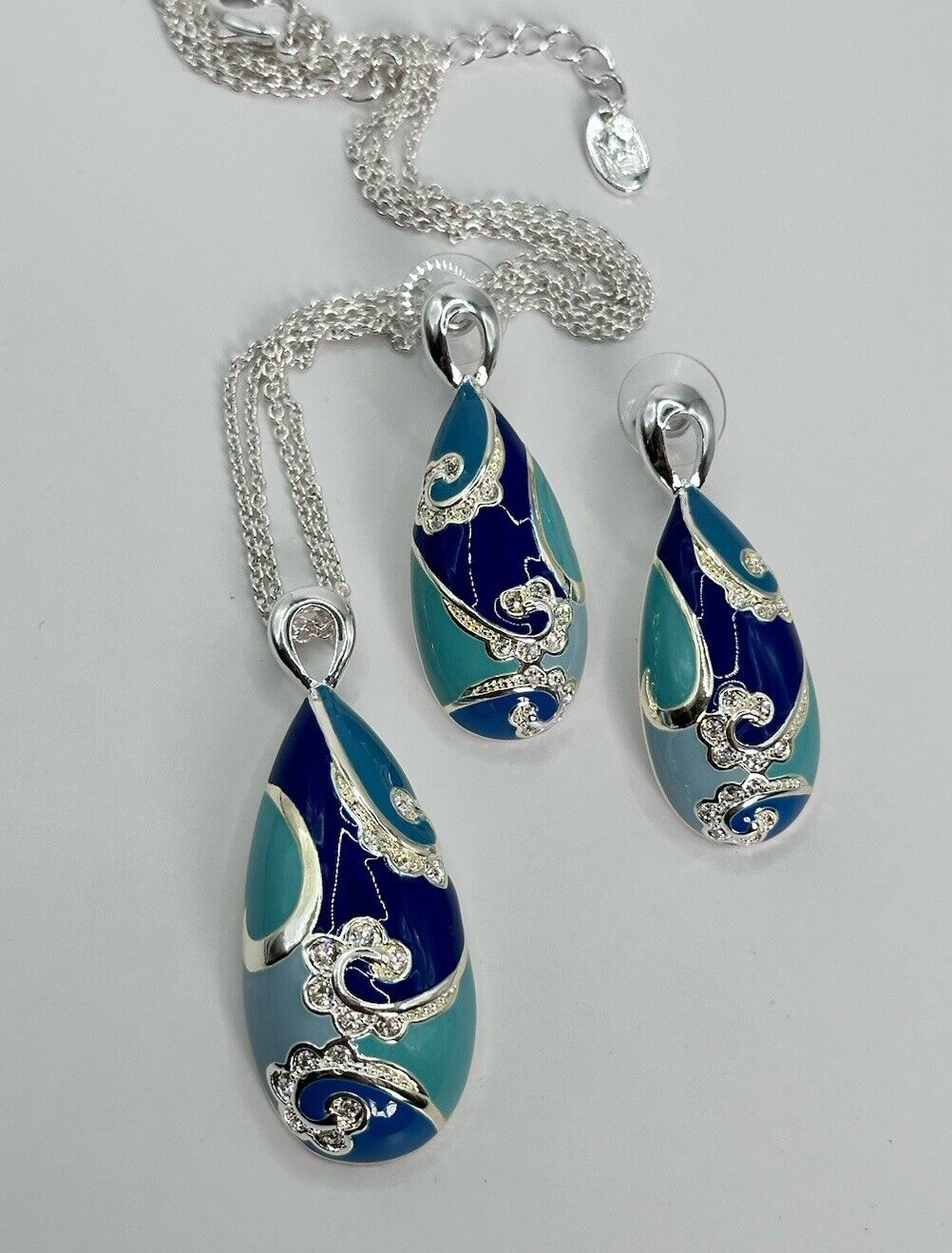 Vintage 1980s Rhodium Plated Turquoise Enamel Diamanté Necklace And Earring Set