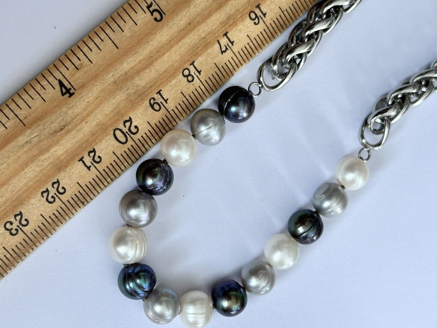 Vintage Rhodium Plated Freshwater Pearl Necklace