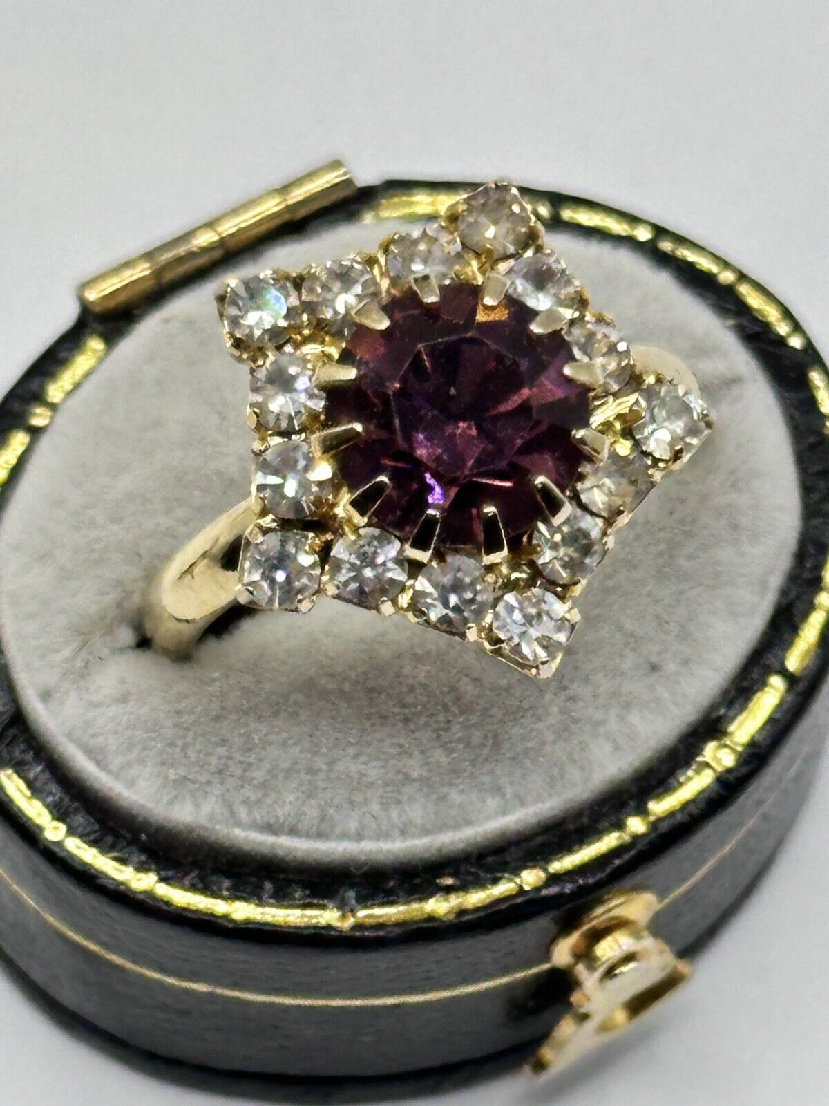 Vintage Gold Tone Purple Clear Paste Star Ring Adjustable