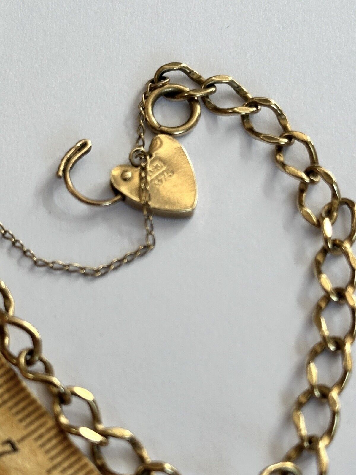 Vintage 9ct Gold Heart Padlock Bracelet 7.89g