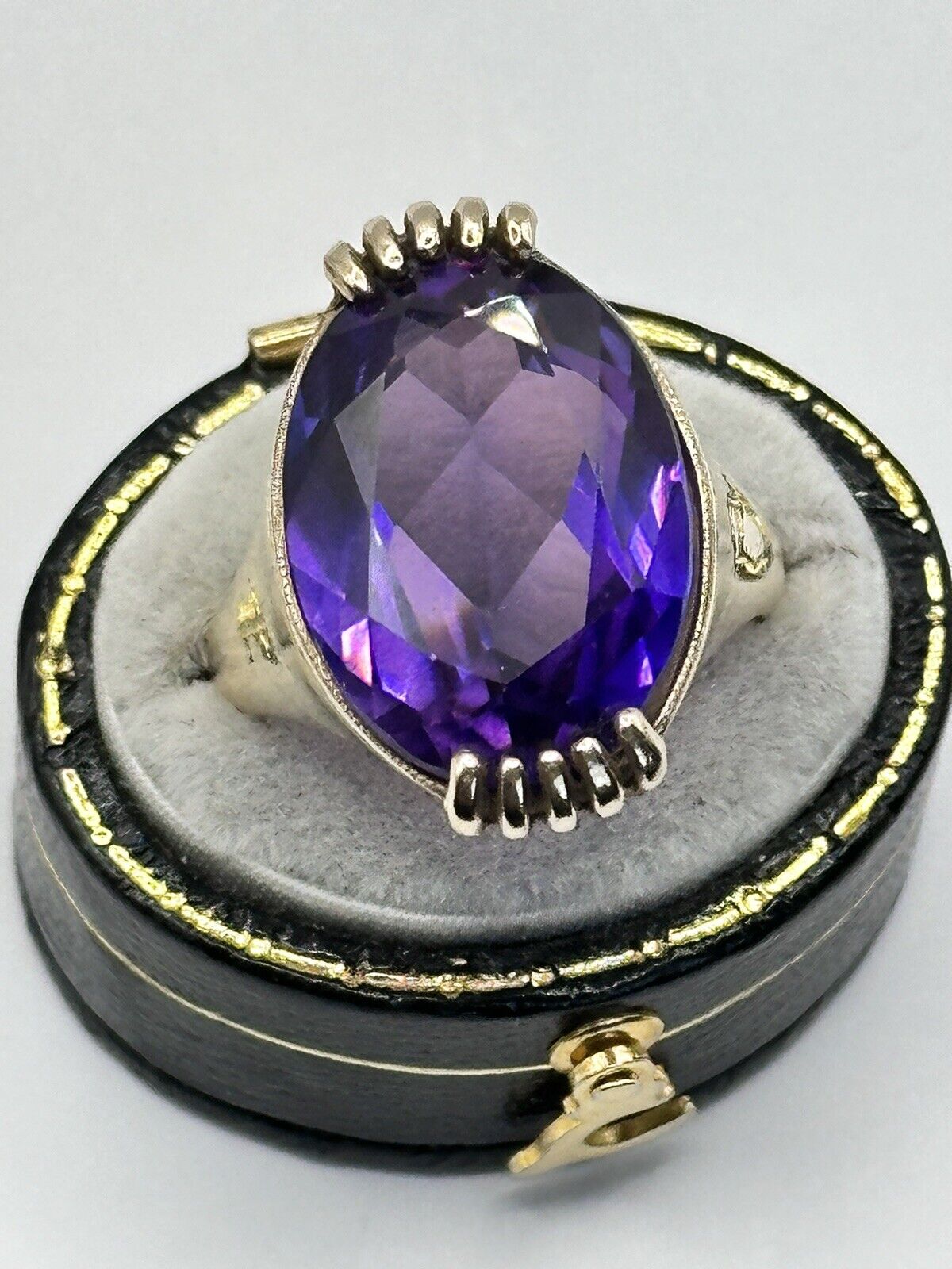 Vintage 9ct Gold Amethyst Statement Cocktail Ring