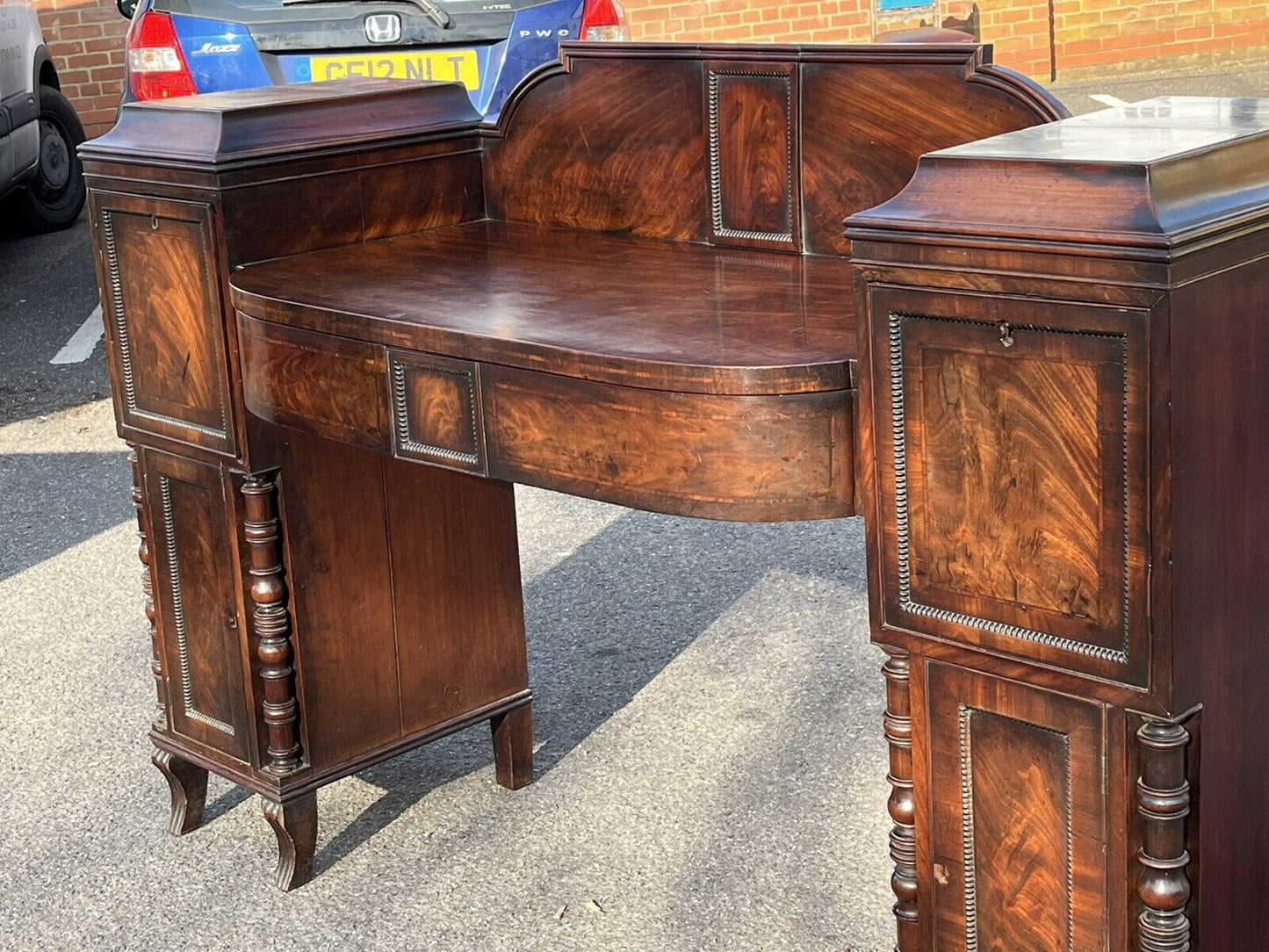 Antique Regency Mahogany Sideboard With Wine Cooler, Drawers & Cupboards.