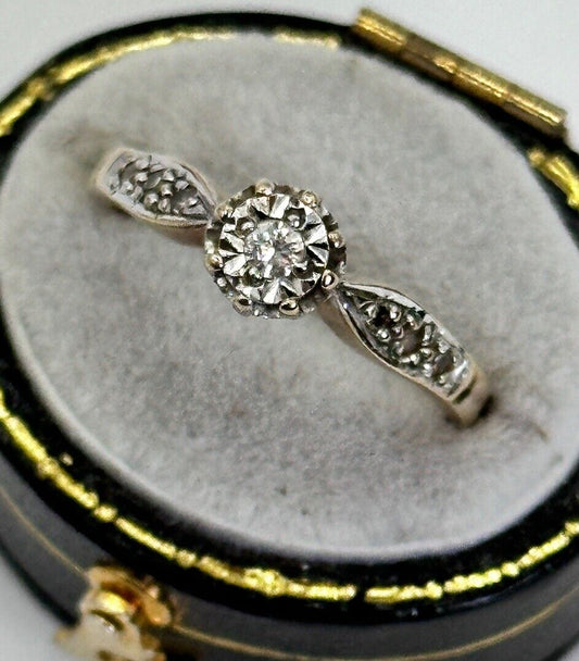 Vintage 9ct Gold Diamond Ring