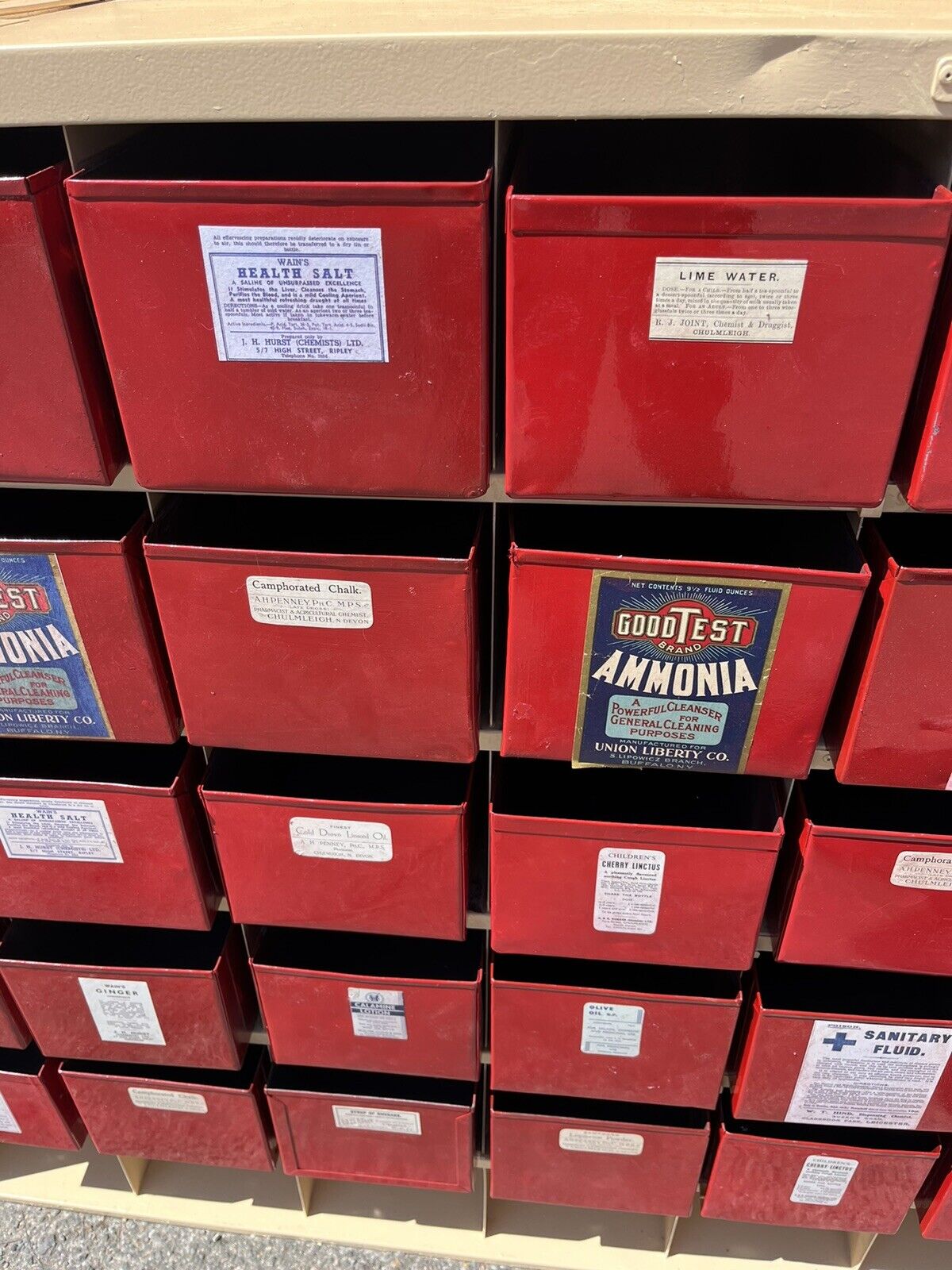 Large Chemists Bank Of Drawers, Lots Of Storage. 40 Deep Metal Drawers