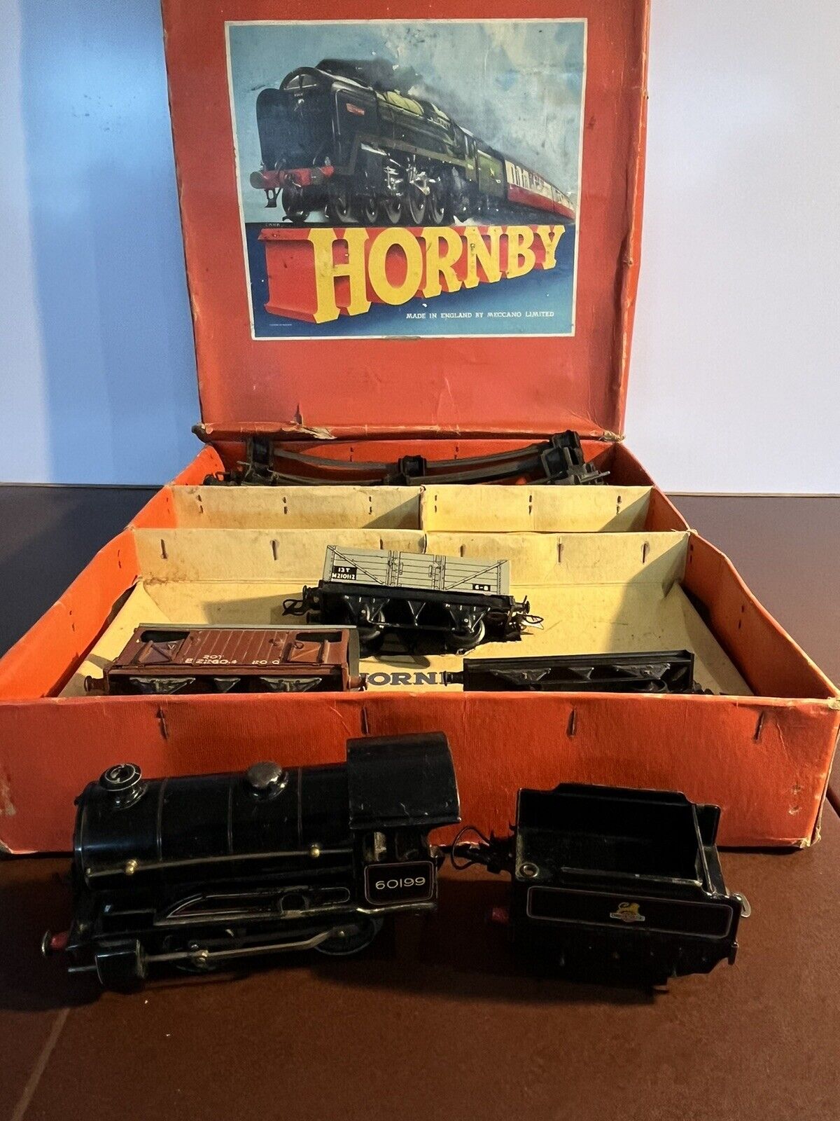 Hornby Clockwork Train Set In  Box