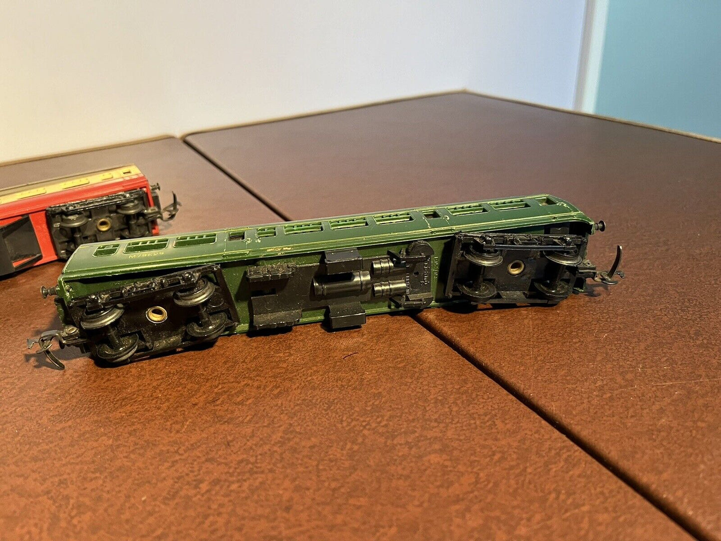 00 Gauge Train