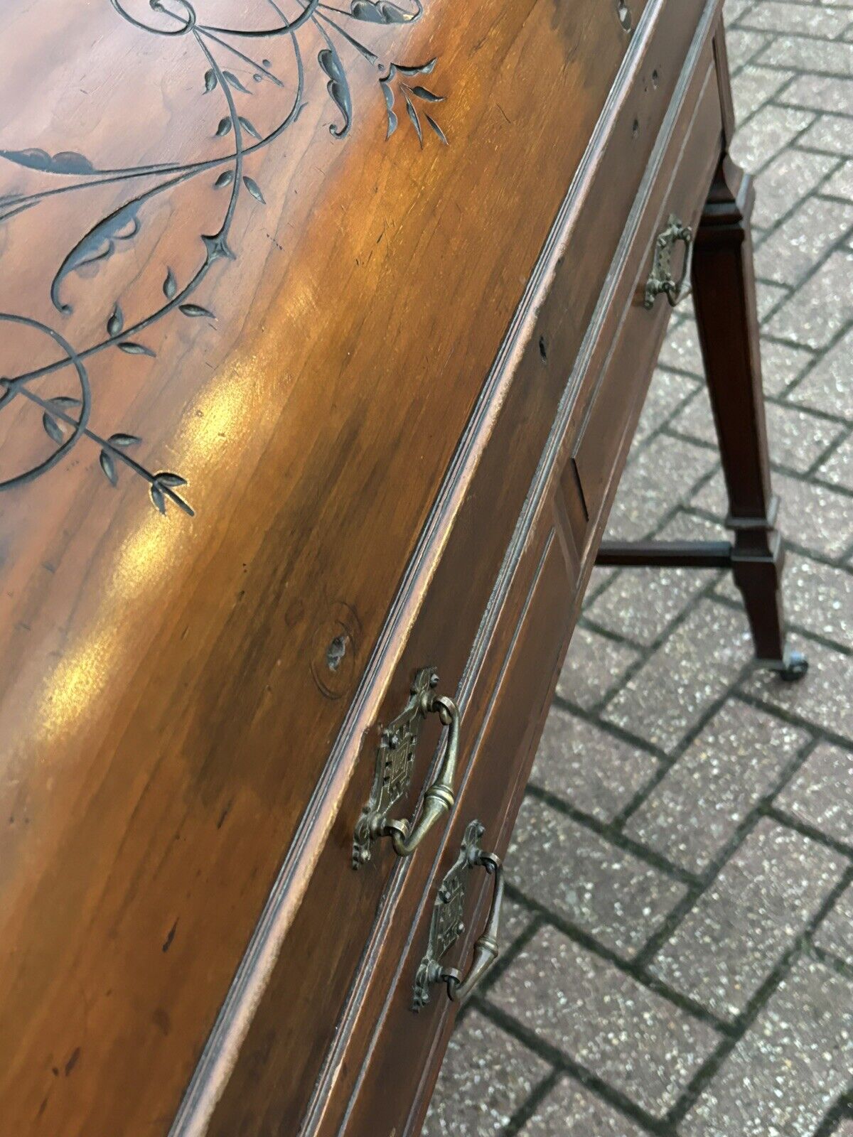 Victorian Satin Walnut Roll Top Desk With Fitted Interior , Loads Of Storage.