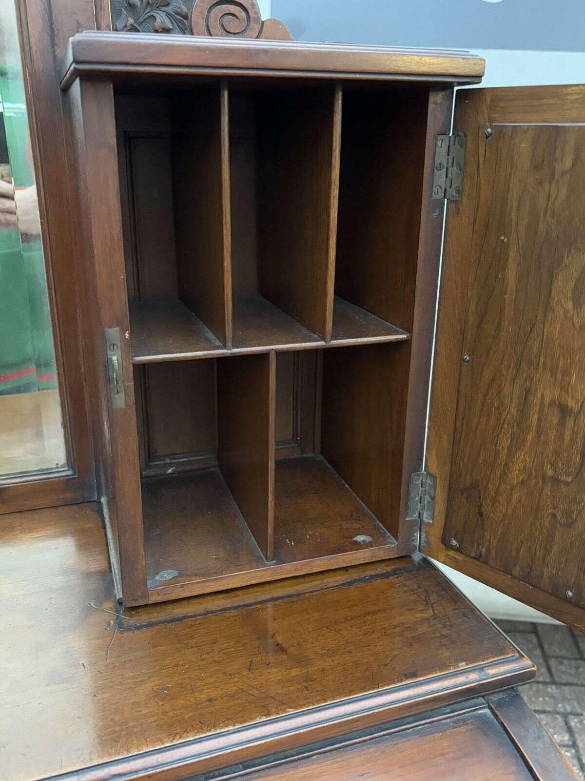 Victorian Satin Walnut Roll Top Desk With Fitted Interior , Loads Of Storage.