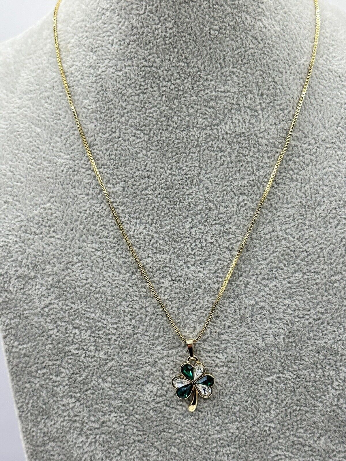 Vintage Sol D’Or Gold Plated Shamrock Lucky Pendant Necklace