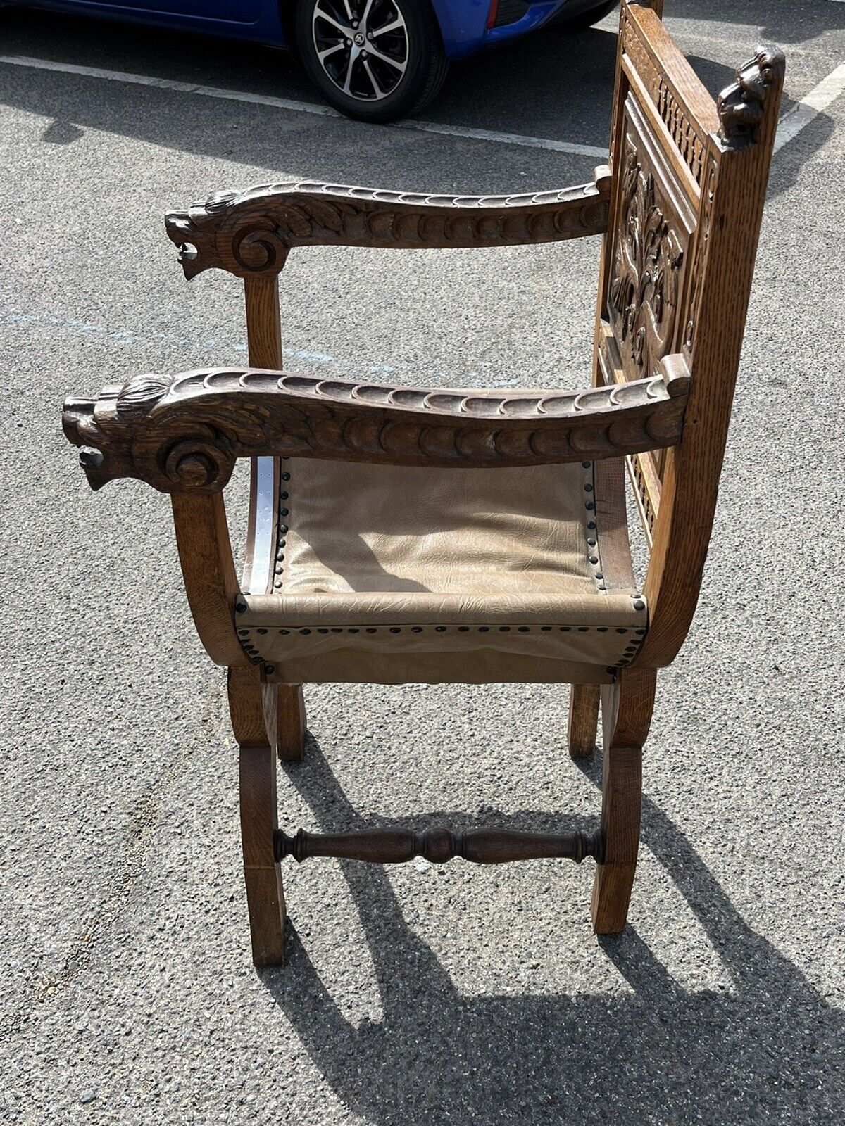 Edwardian Carved  Oak Chair, With Carved Lion Heads Decoration