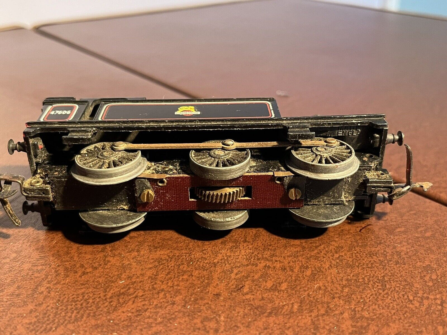 00 Gauge Train