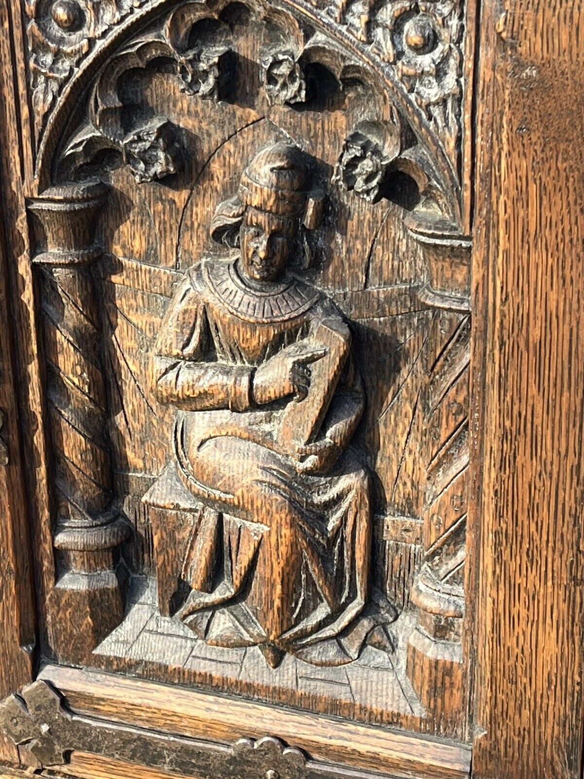 Drinks Cabinet, In Oak With Fine Carved Figures Of Knights & A Maiden.