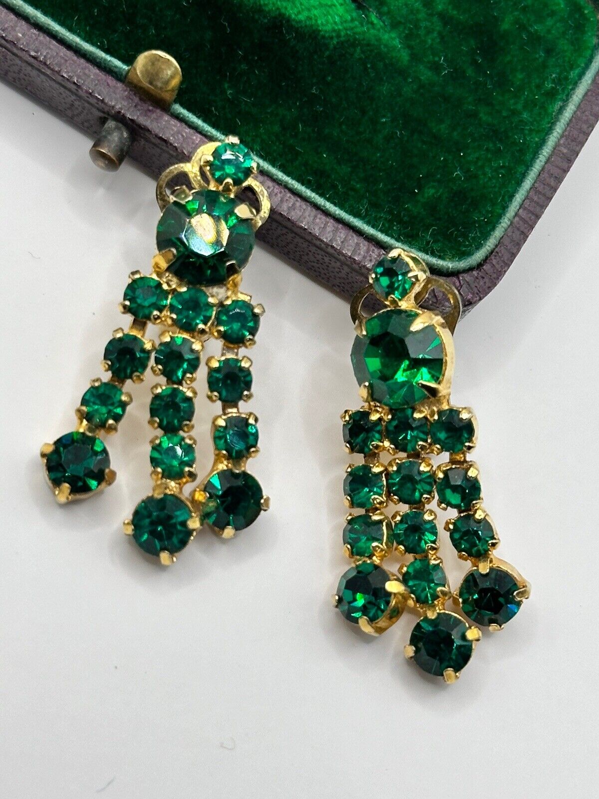 Vintage Gold Tone Green Paste Drop Clip On Earrings