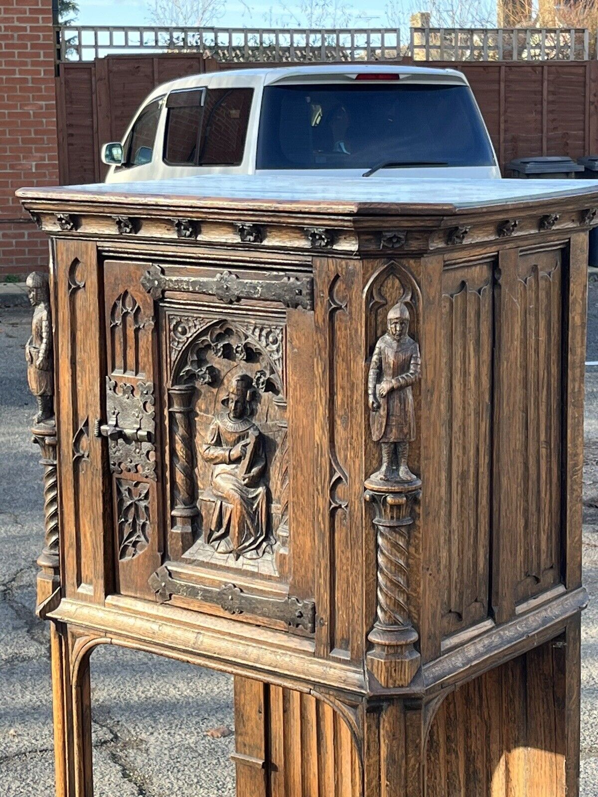 Drinks Cabinet, In Oak With Fine Carved Figures Of Knights & A Maiden.