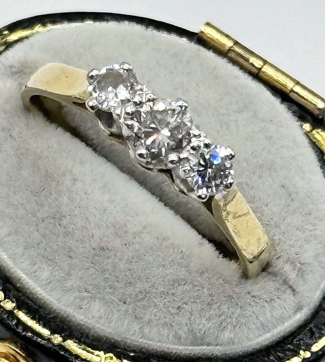 Vintage 18ct Gold Diamond Trio Ring 0.45ct