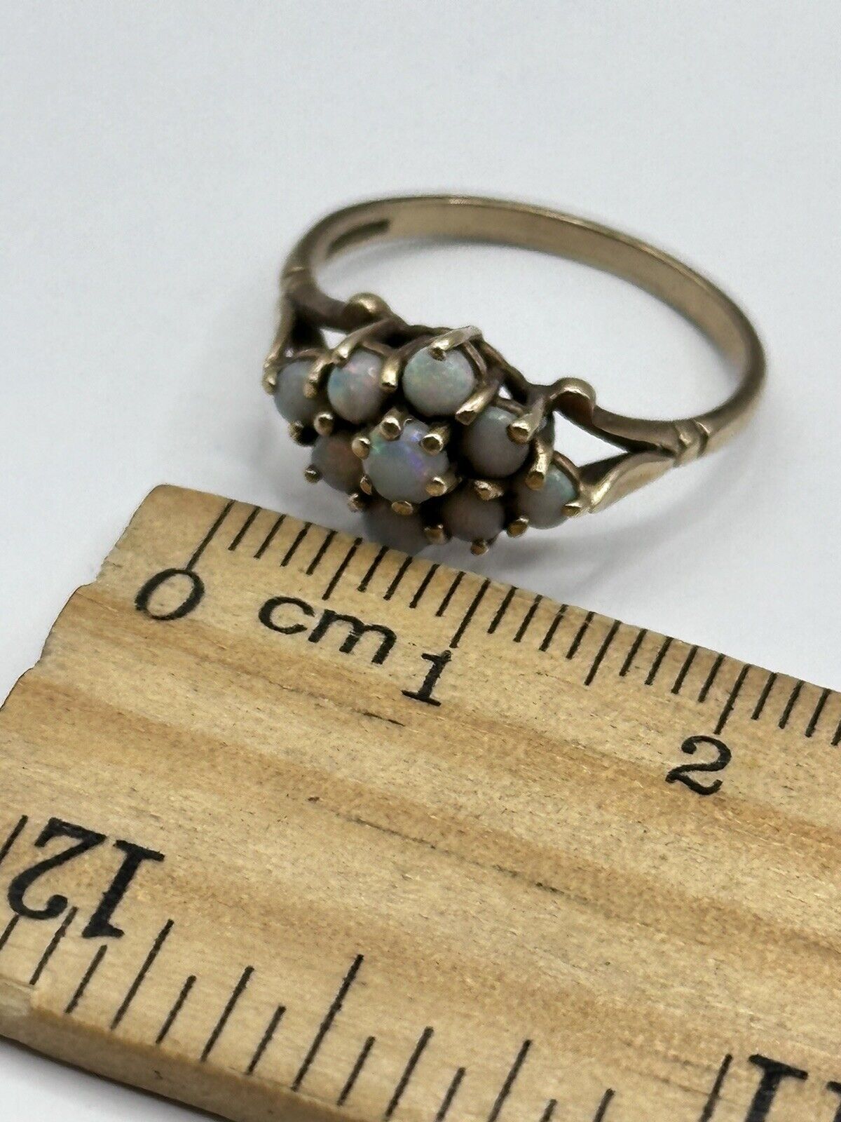 Vintage 9ct Yellow Gold Opal Ring