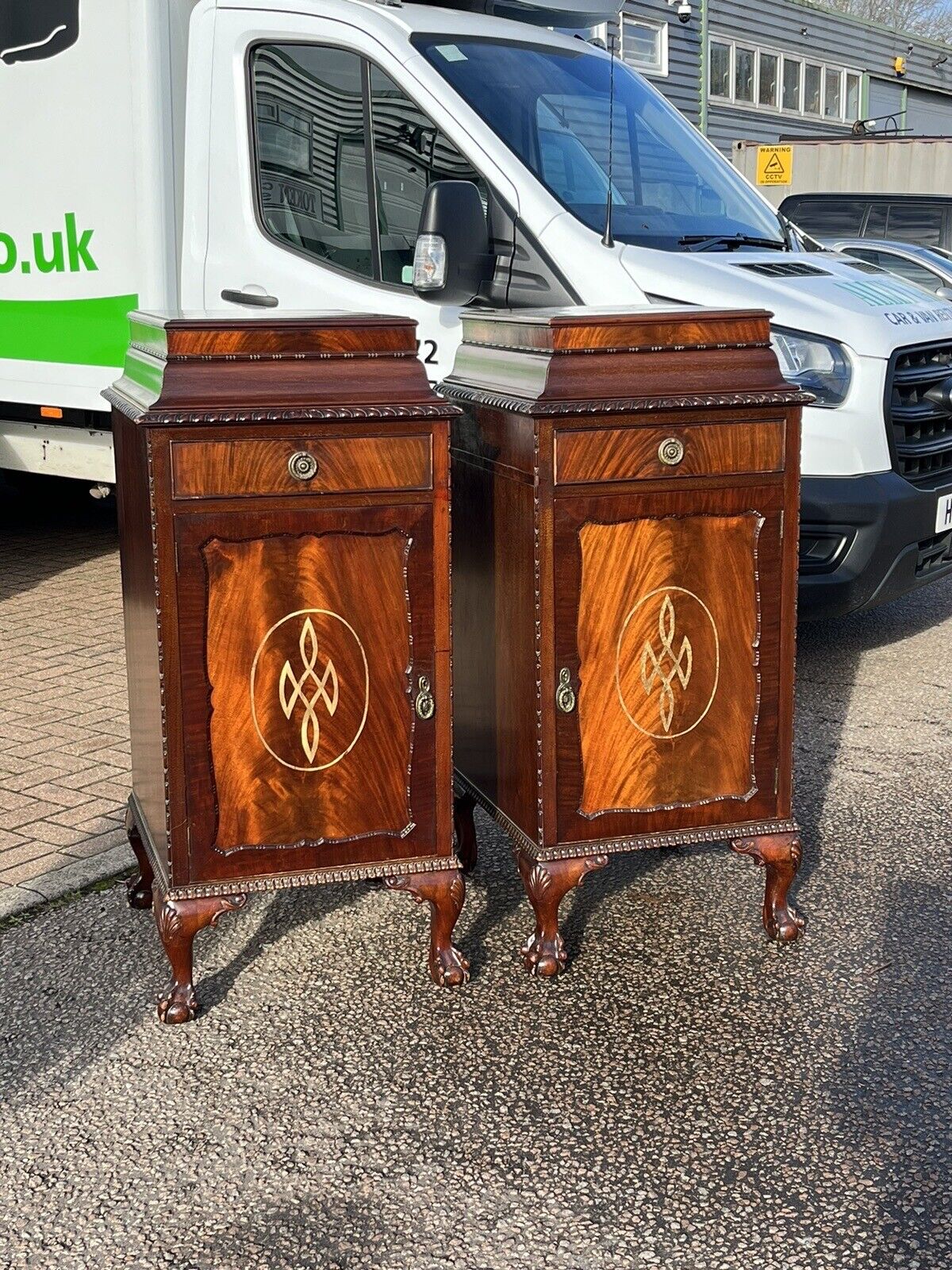 Antique Mahogany Pair Of Wine Celleratte Cabinets With Scottish Crest