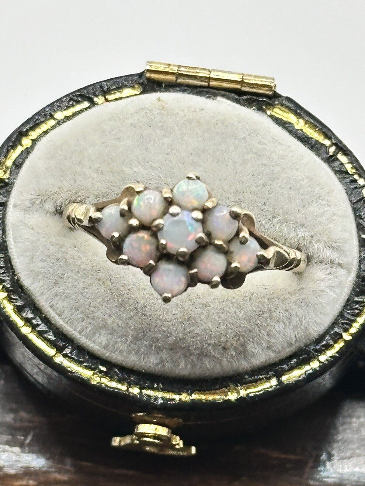 Vintage 9ct Yellow Gold Opal Ring