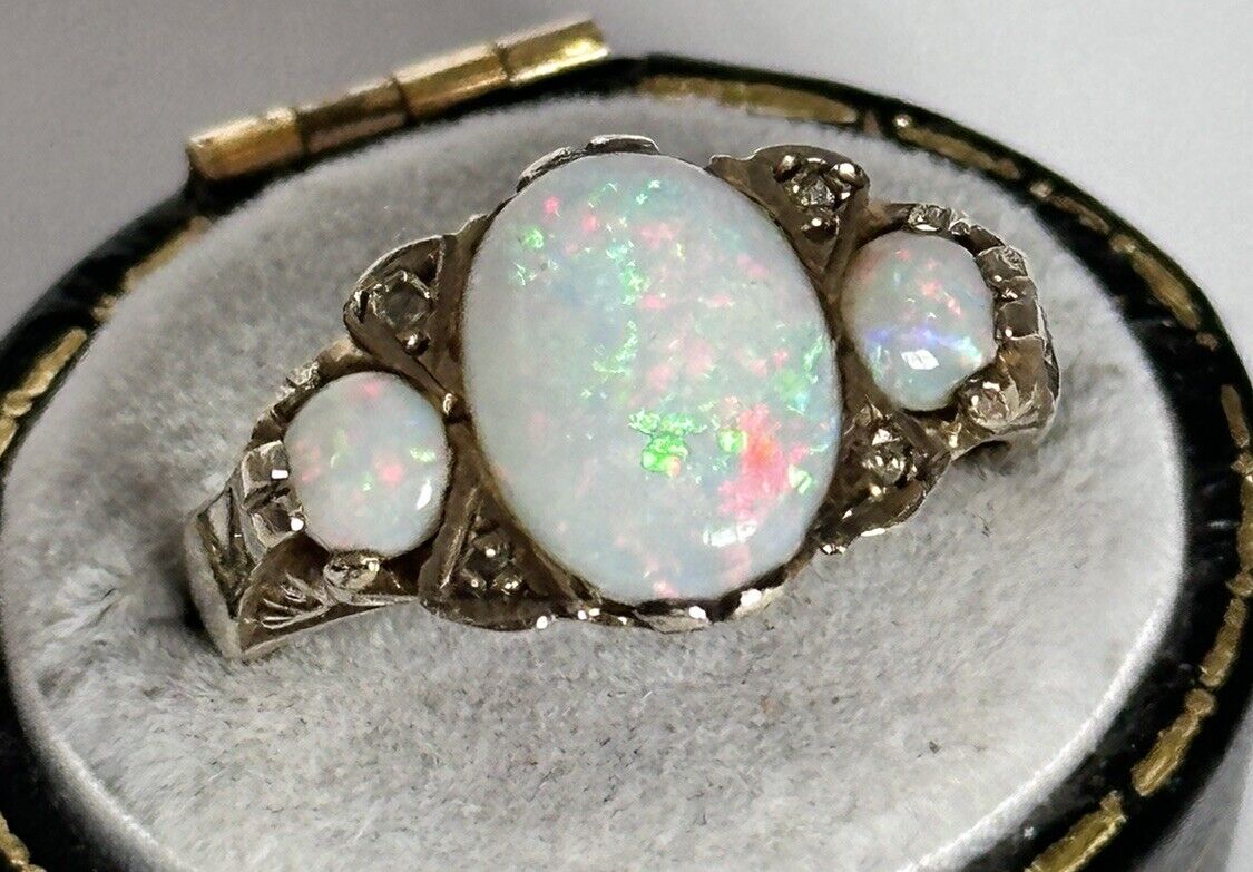 Vintage 9ct Yellow Gold Statement Opal Diamond Ring