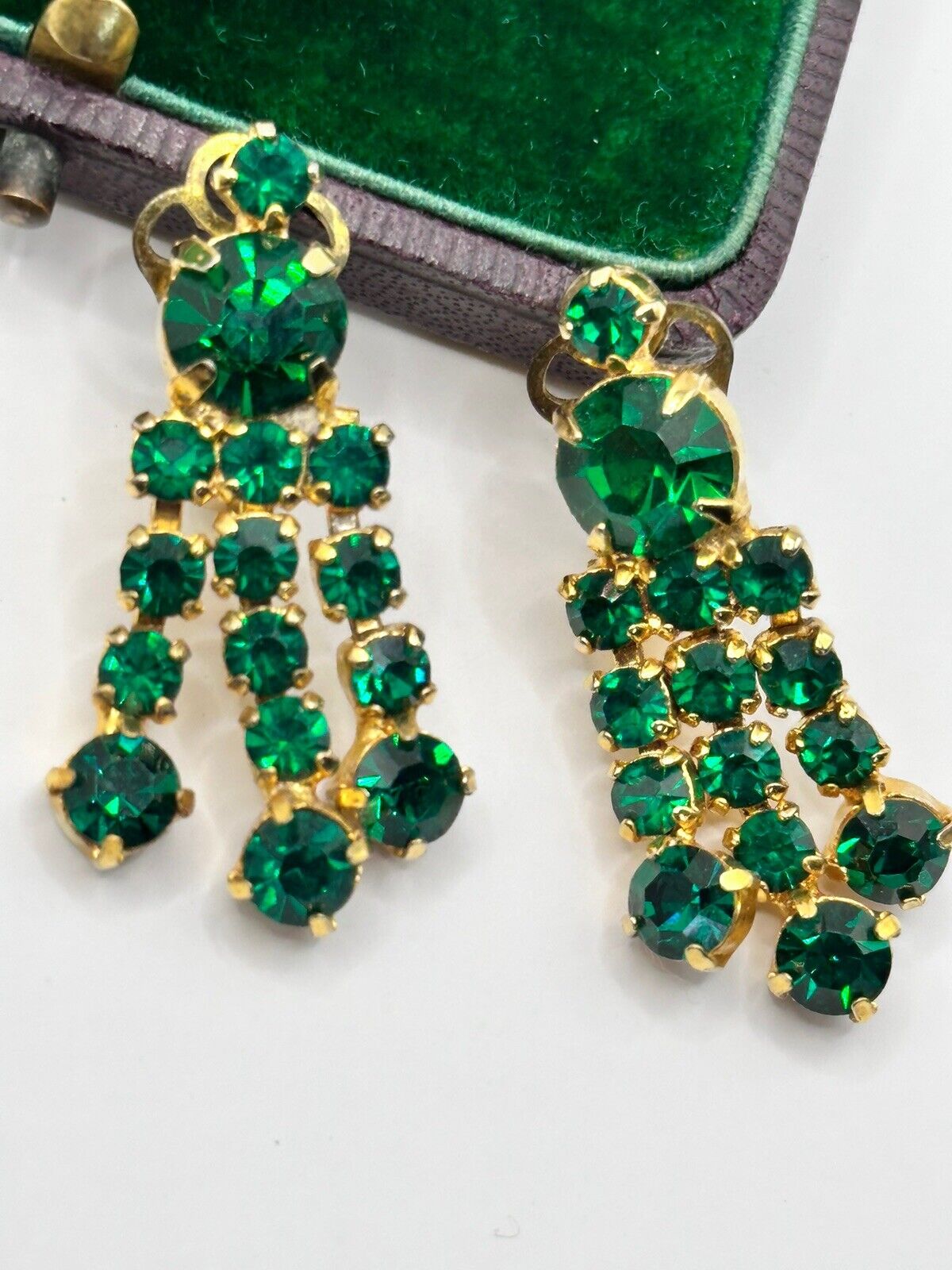 Vintage Gold Tone Green Paste Drop Clip On Earrings