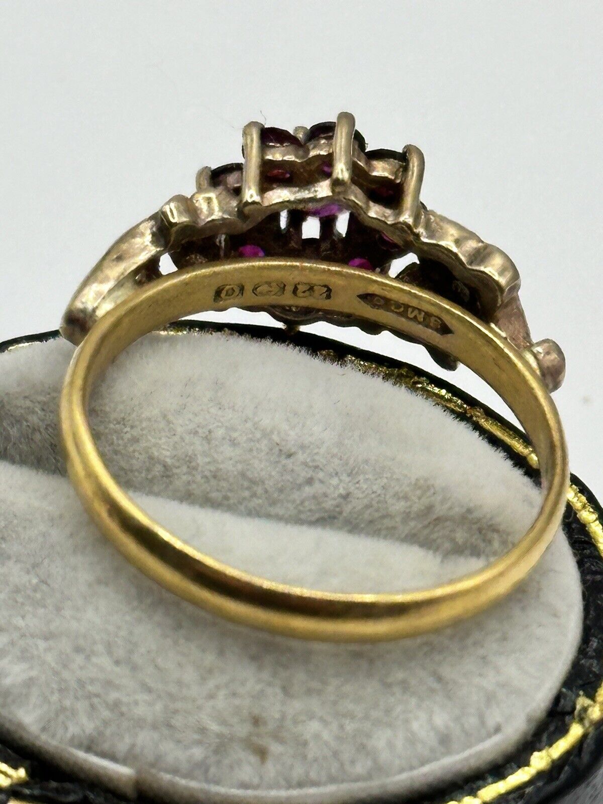 Antique Vintage 22ct Gold Ruby Flower Ring 3.76g