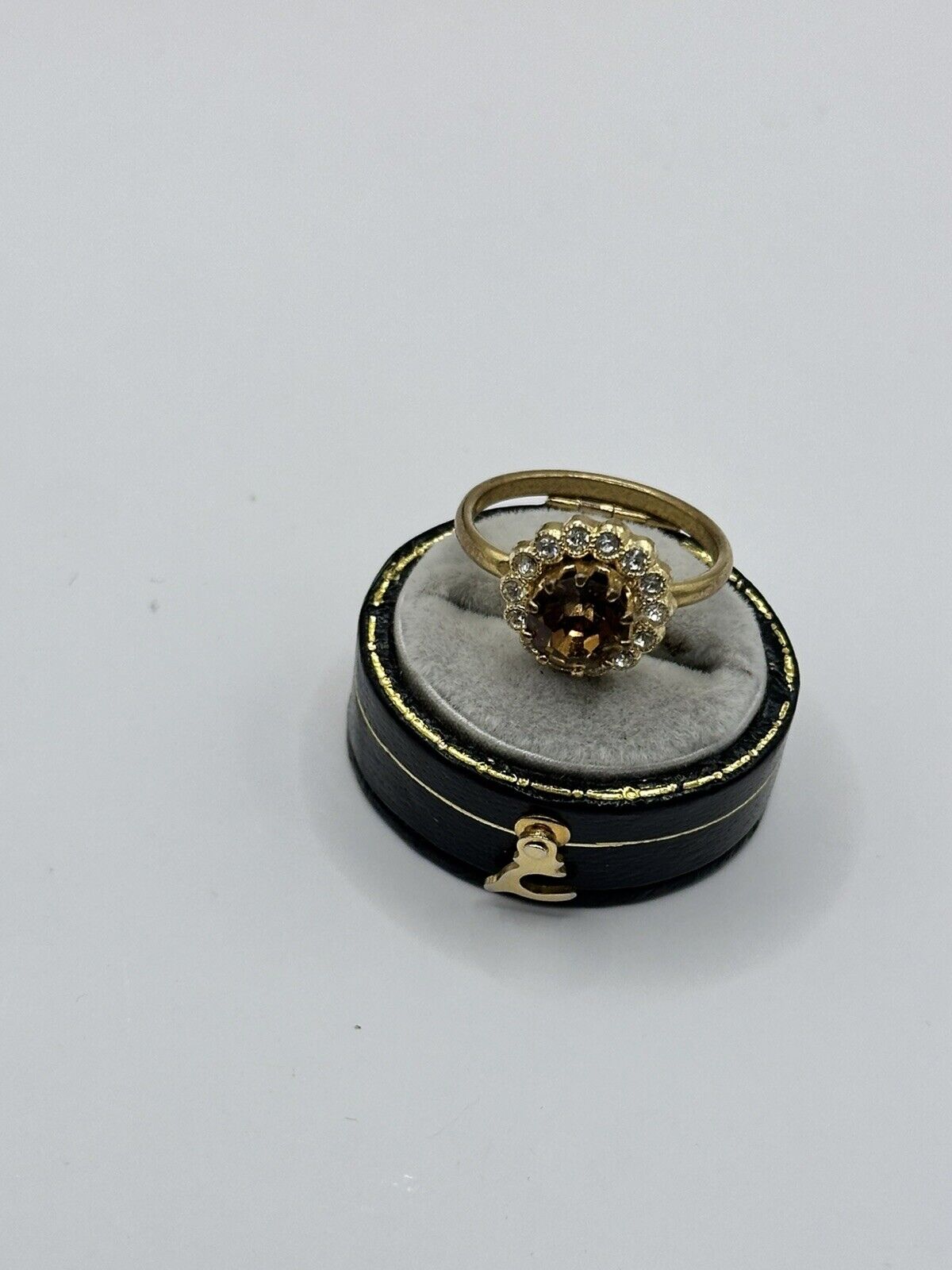 Vintage Gold Tone Paste Flower Ring