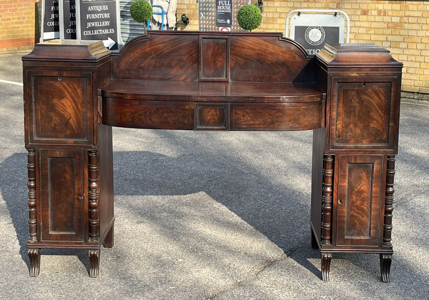 Antique Regency Mahogany Sideboard With Wine Cooler, Drawers & Cupboards.