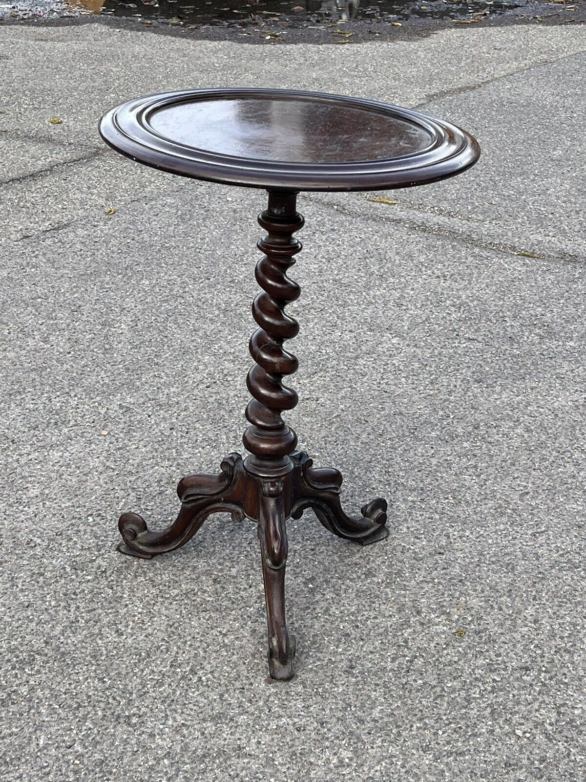 Victorian Mahogany Side Table. Lamp Table