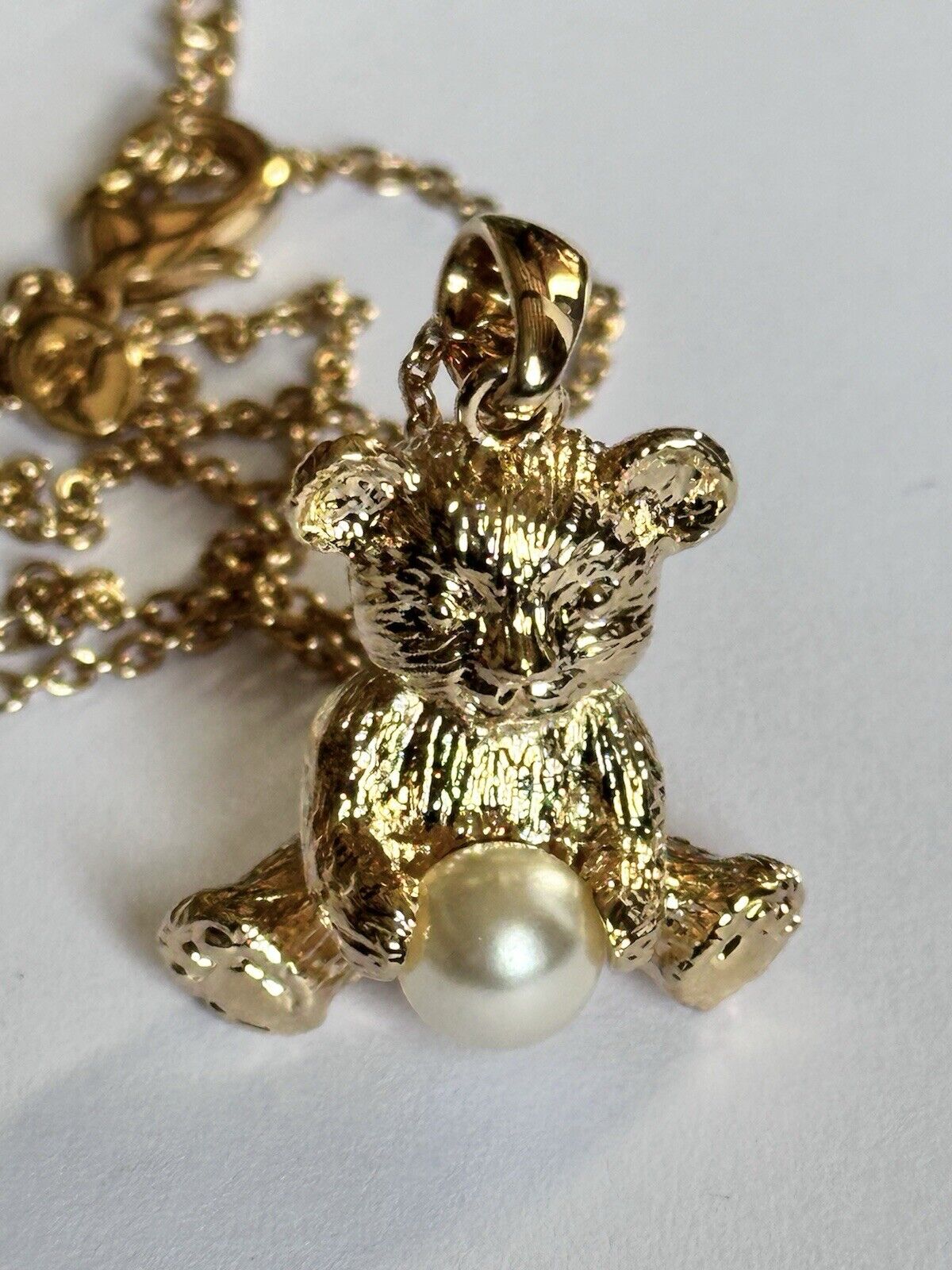 Vintage 1980s Gold Plated Teddy Faux Pearl  Necklace New Old Stock