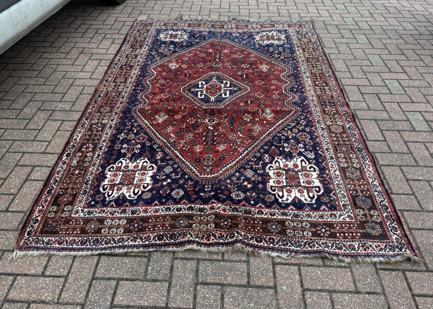 Large Rug, Carpet 256 X 170 Cms