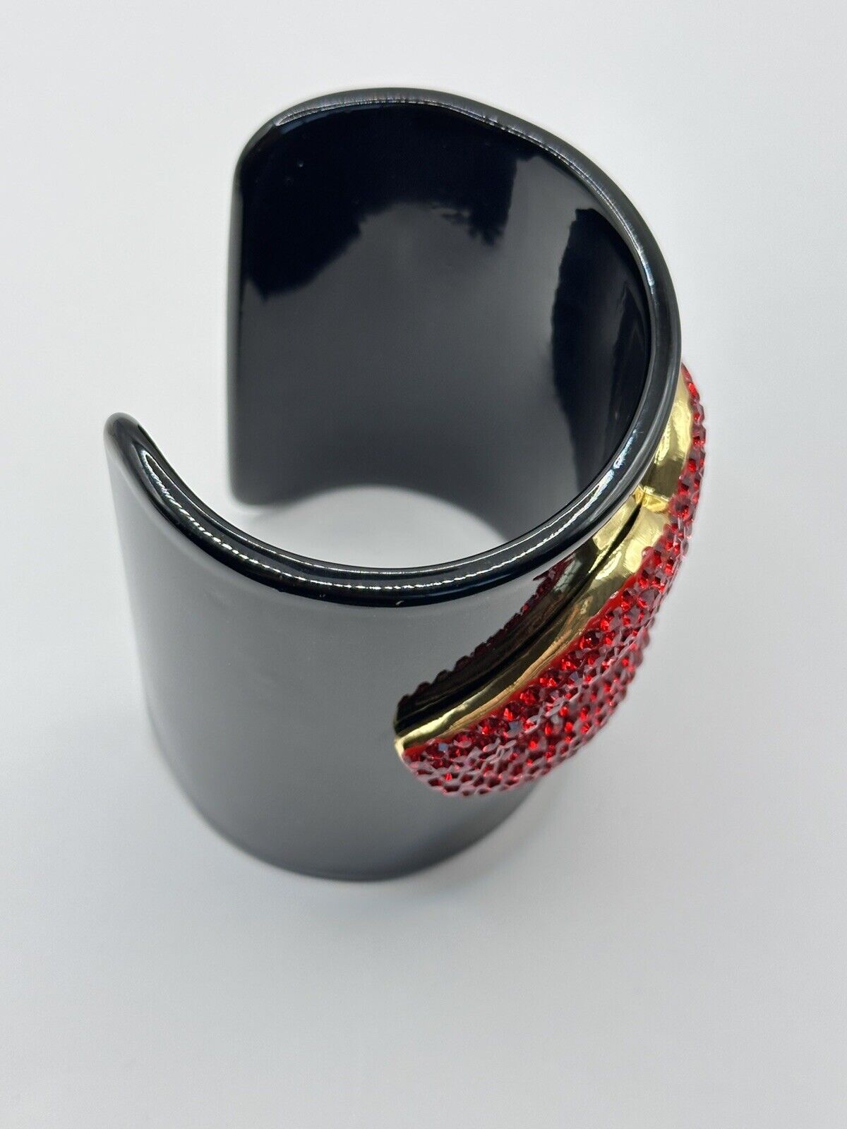 Butler And Wilson Red Diamanté Lips Statement Cuff Bracelet Boxed