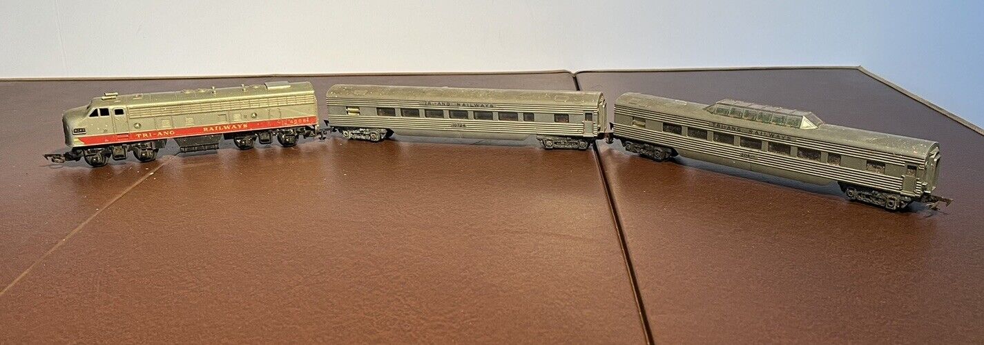 00 Gauge Train