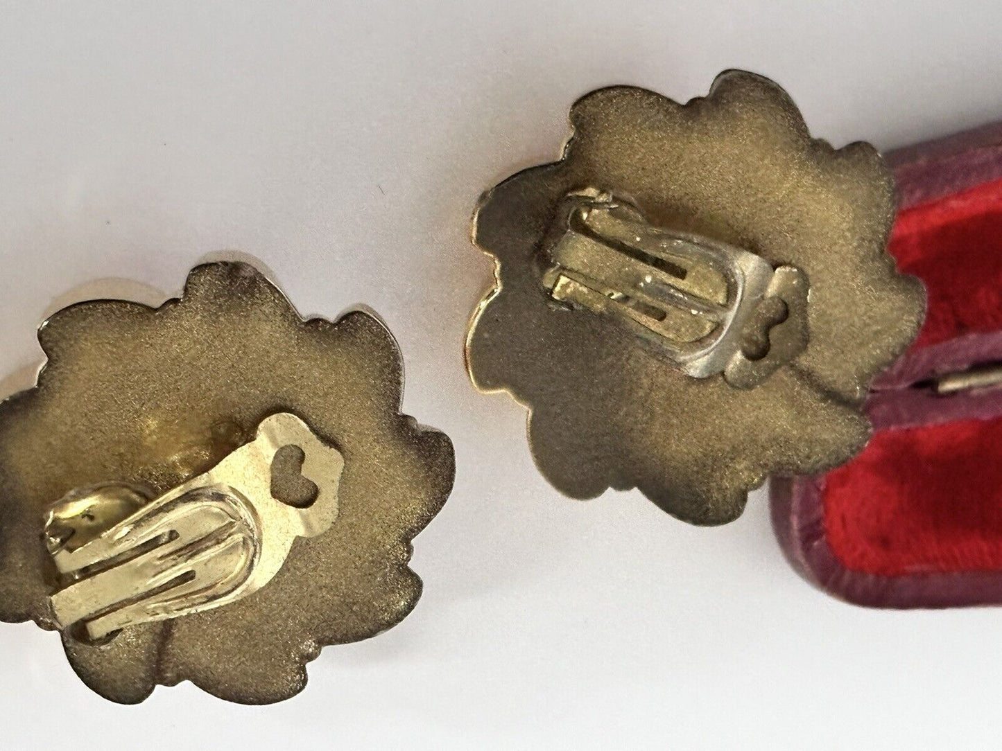 Vintage 1980s Gold Red Acrylic Clip On Earrings