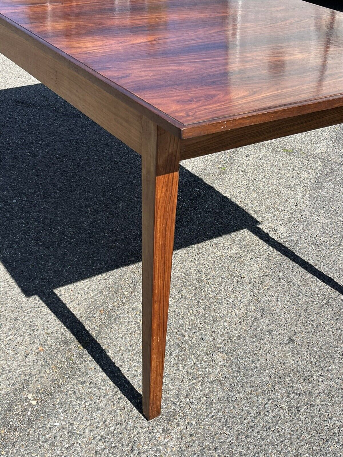 Mid Century Rosewood Dining Table & 6 Chairs