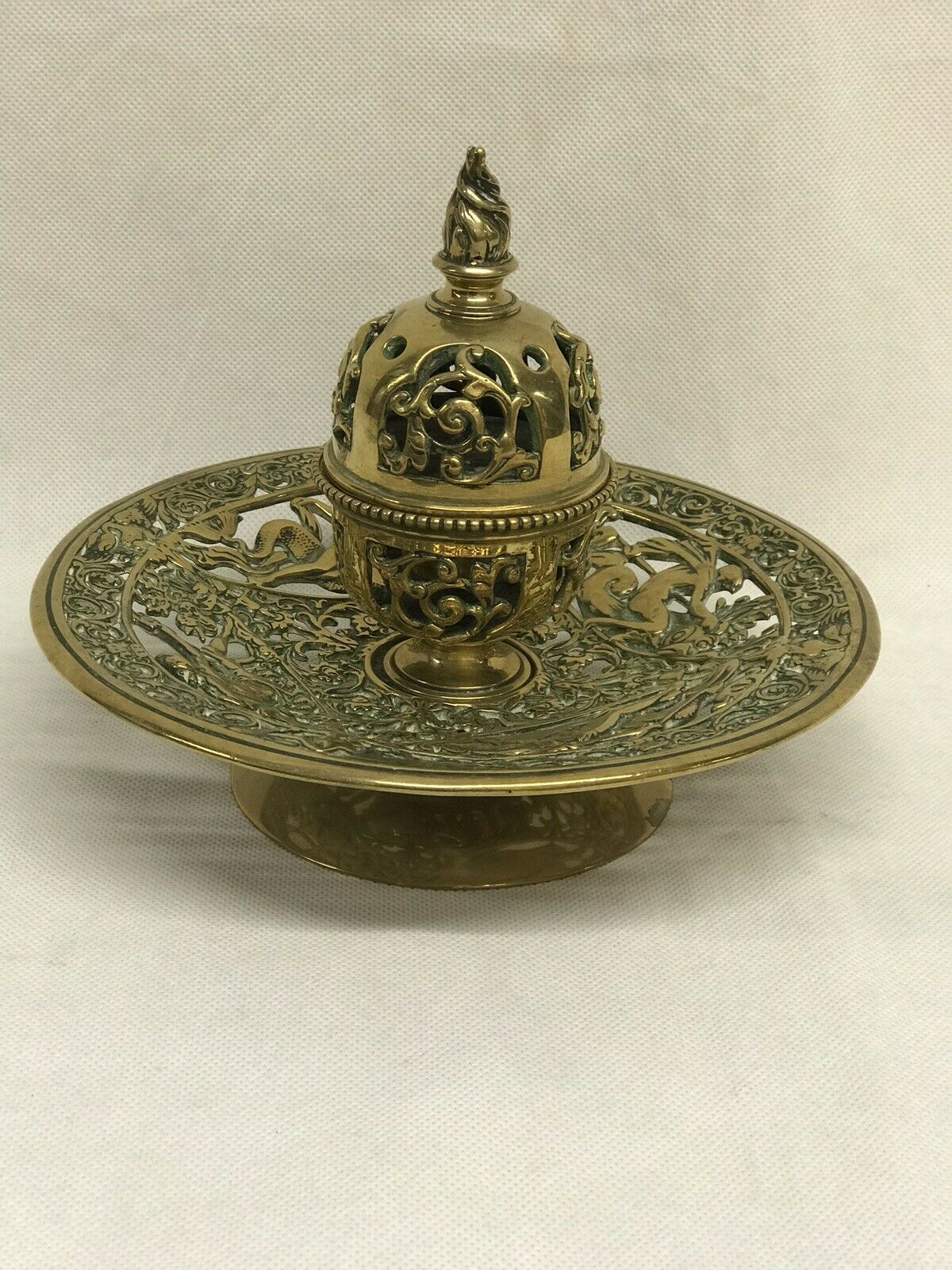 Victorian Ormolu Desk Inkwell & Pen Stand. Large & Impressive Indeed.