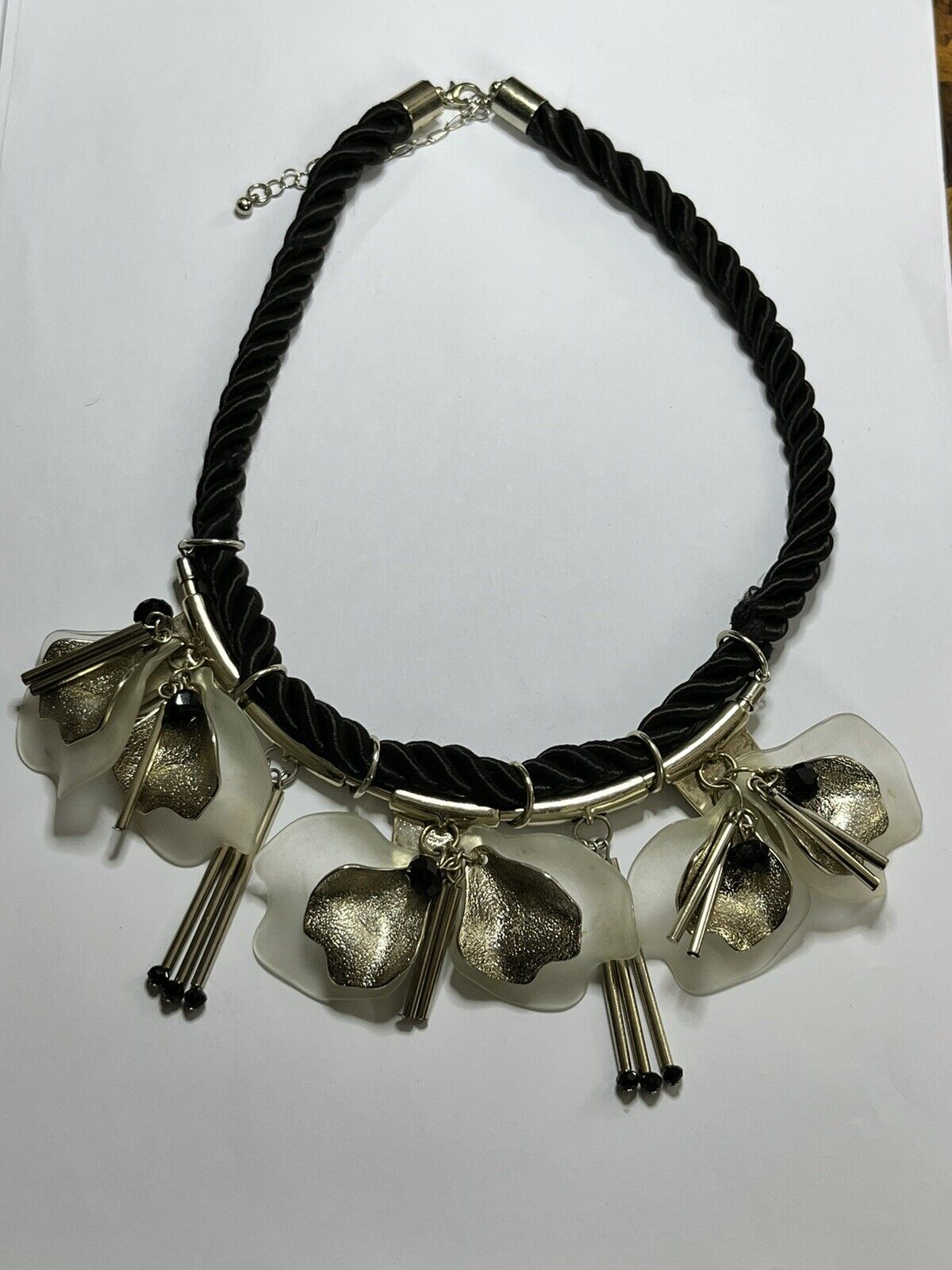 Vintage Glass Flowers Silver Tone Metal Beaded Rope Necklace