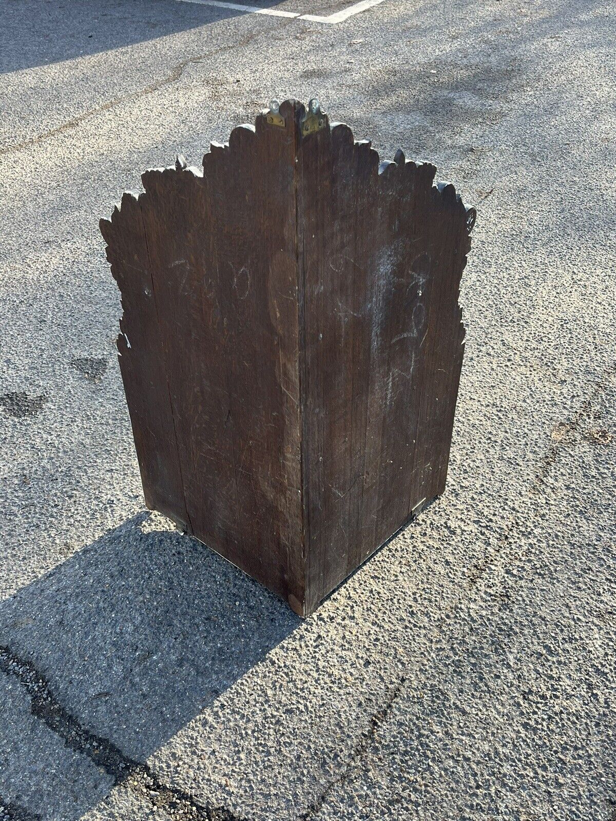 Victorian Corner Wall Cabinet, In Oak With Fine Carved Figure And Decoration.