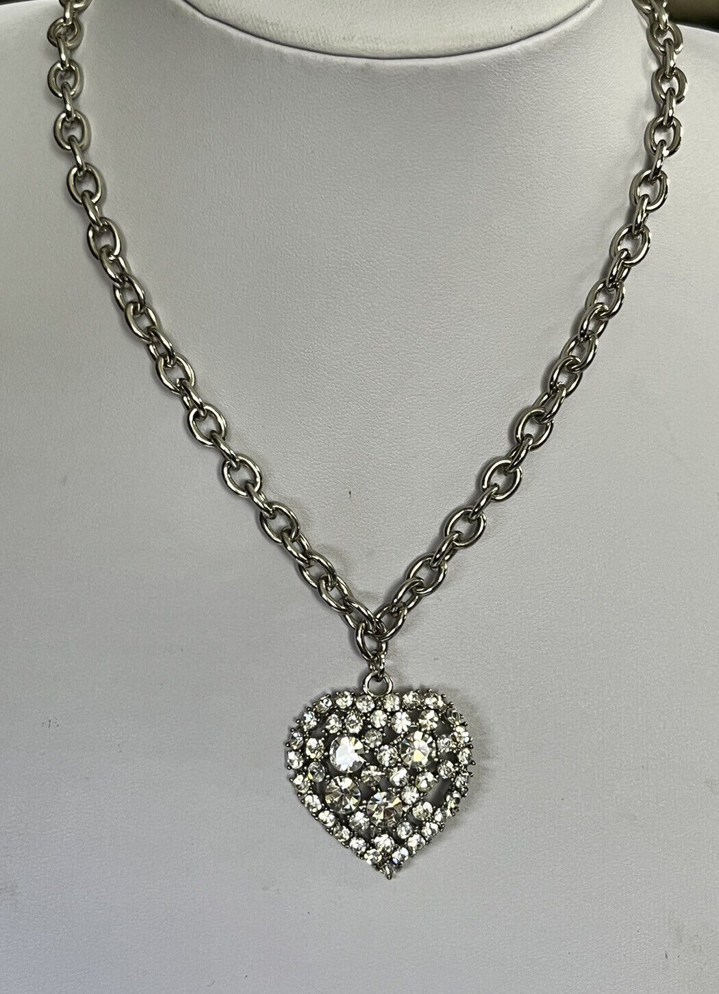 Vintage Silver Tone Diamanté Heart Pendant Necklace