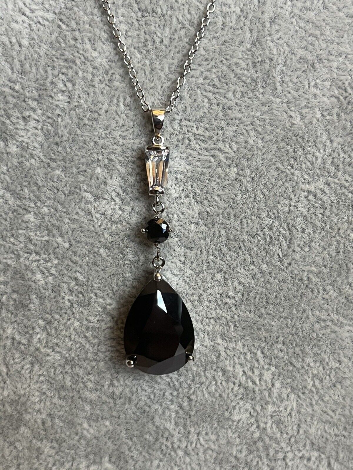 Vintage 1980s Rhodium Plated Black Clear Crystal Teardrop Necklace New Old Stock