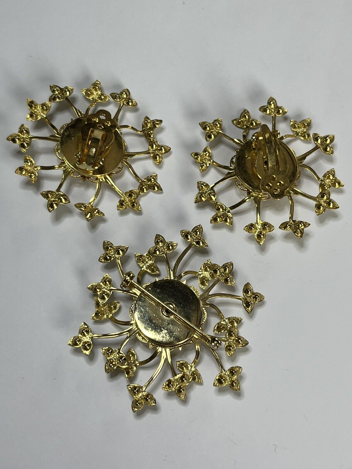 Vintage Gold Tone Paste Snowflake Flower Clip On Earring Brooch Set