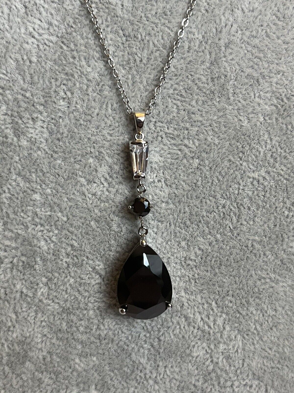 Vintage 1980s Rhodium Plated Black Clear Crystal Teardrop Necklace New Old Stock