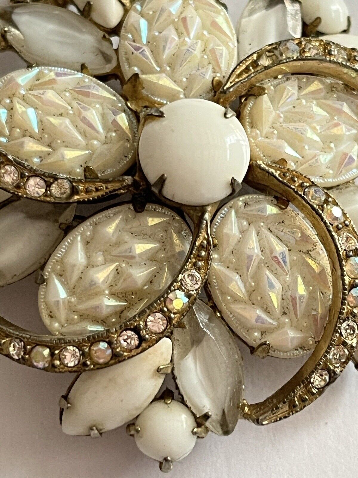 Vintage Statement White Aurora Borealis Milk Stone Swirl Brooch