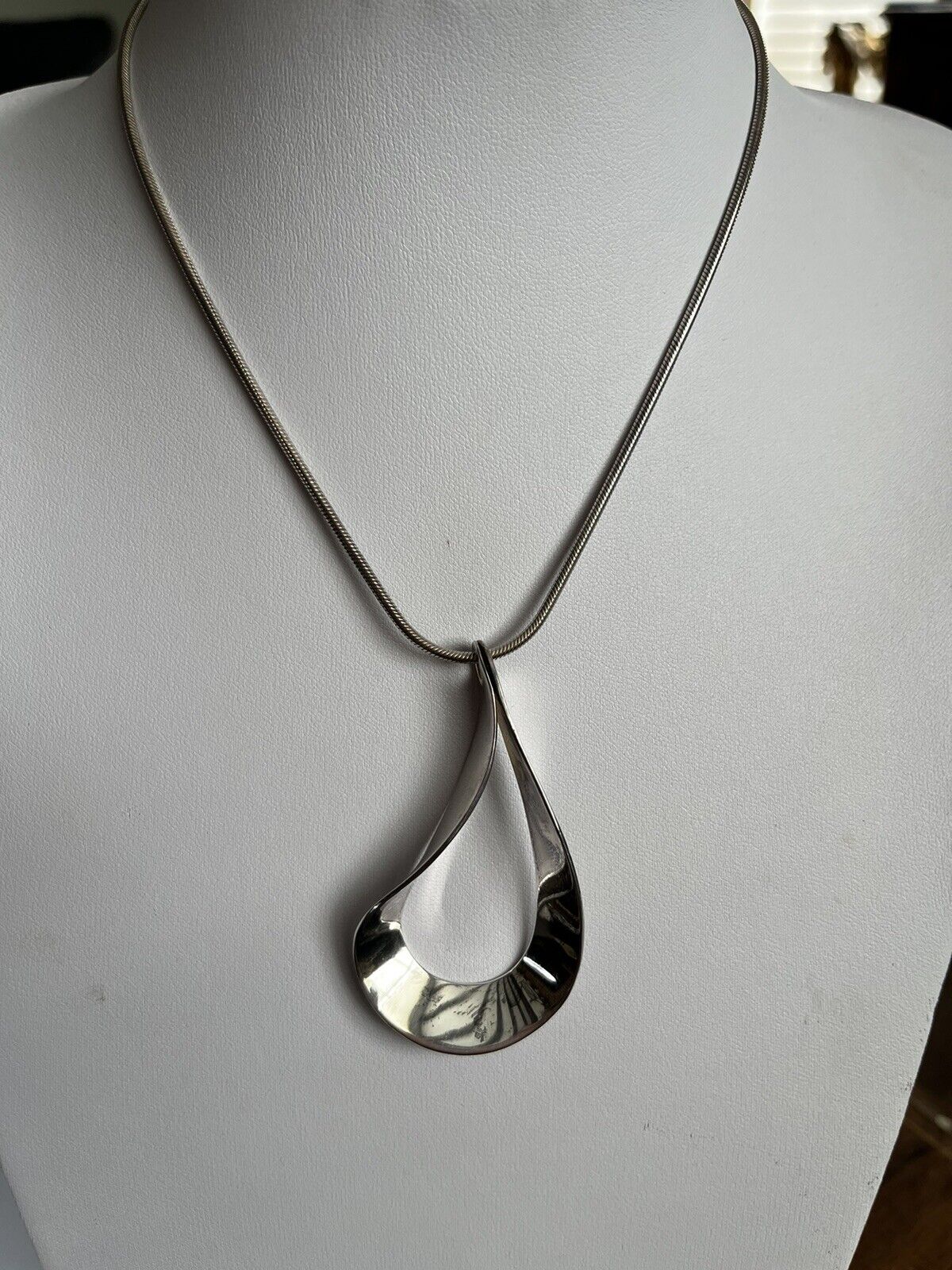 Vintage Silver 925 Modernist Pendant Necklace 23.70g