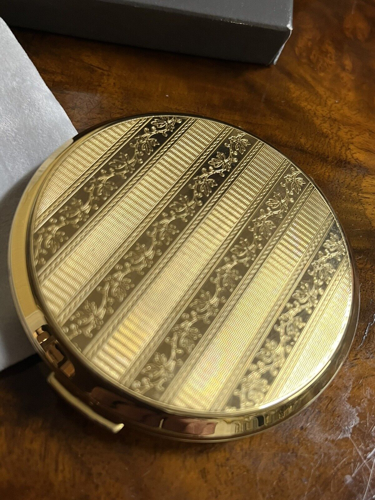 Vintage Stratton Compact in Original Box